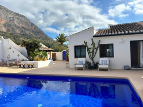 ALL NEW! Casa Coline 'the Villa'